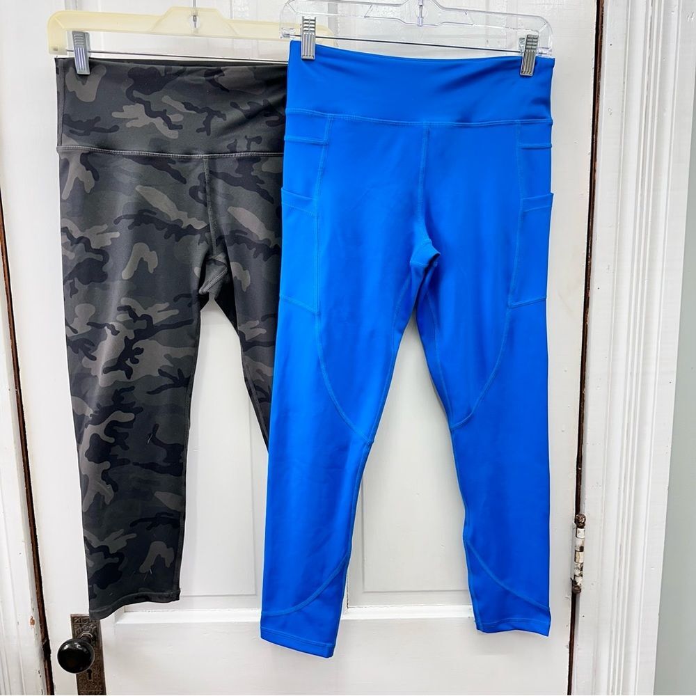 Zyia light tight blue & forest camo luxe hi rise crop leggings capri size 6-8.
